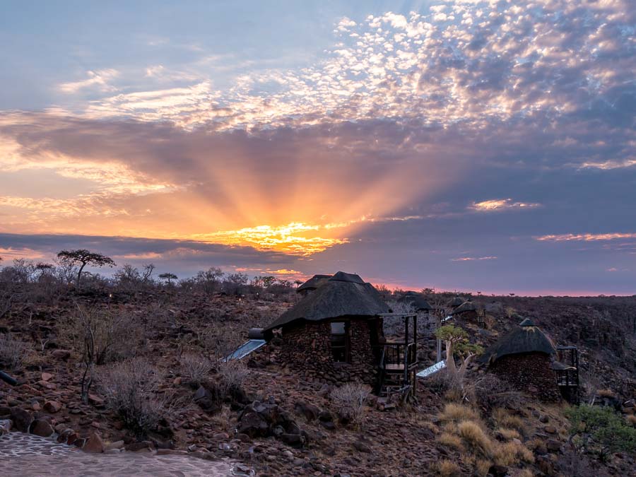 Namibia Rundreise Corona, Grootberg Lodge, Sonnenaufgang